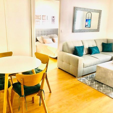 Appartement Place Toscane Сери Екстериор снимка